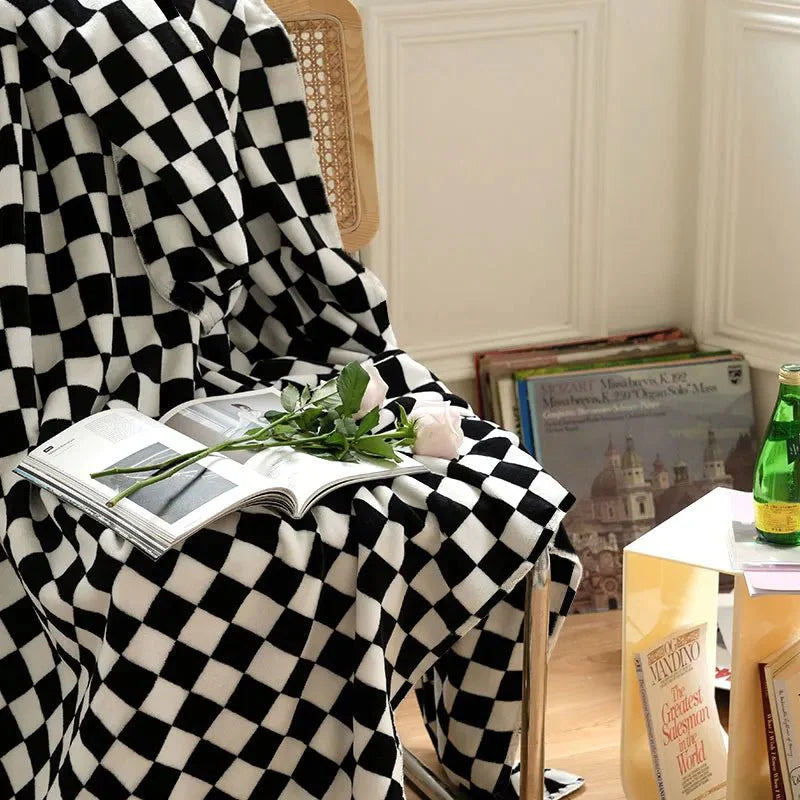 Liora — Soft Plush Checkerboard Plaid Sofa Blanket for Warmth
